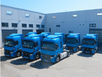 Tegljač RENAULT T 480