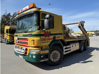 Utovarivač s proklizavajućim upravljanjem SCANIA P 360