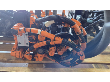 Volan MERCEDES-BENZ STEERING UNIT: slika Volan MERCEDES-BENZ STEERING UNIT Volan MERCEDES-BENZ STEERING UNIT: slika Volan MERCEDES-BENZ STEERING UNIT