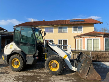 Utovarivač na kotačima KOMATSU WA70