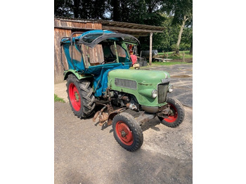 Traktor Fendt Farmer 2D: slika Traktor Fendt Farmer 2D