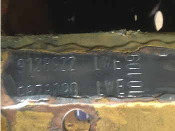 Krak za Autodizalica Liebherr LTM 1050-4 telescopic section 3: slika Krak za Autodizalica Liebherr LTM 1050-4 telescopic section 3 Krak za Autodizalica Liebherr LTM 1050-4 telescopic section 3: slika Krak za Autodizalica Liebherr LTM 1050-4 telescopic section 3