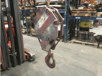Rezervni dijelovi LIEBHERR