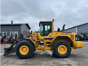 Utovarivač na kotačima VOLVO L120F