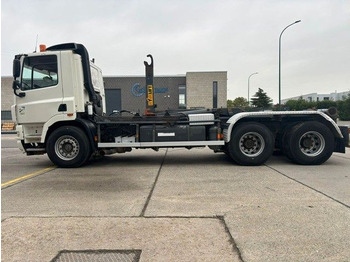 Kamion s kukastom dizalicom DAF CF 85 410