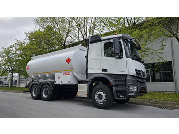 Zakup MERCEDES-BENZ Actros 3340 ADR Euro 3 MERCEDES-BENZ Actros 3340 ADR Euro 3: slika Zakup MERCEDES-BENZ Actros 3340 ADR Euro 3 MERCEDES-BENZ Actros 3340 ADR Euro 3