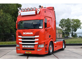 Tegljač SCANIA R 450