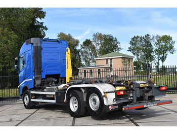 Kamion s kukastom dizalicom Volvo FH 460 6x2*4 - PALFINGER HOOKLIFT - 841 TKM - PARK. AIRCO - WHEELBASE: 480 CM - PTO - TOP CONDITION -: slika Kamion s kukastom dizalicom Volvo FH 460 6x2*4 - PALFINGER HOOKLIFT - 841 TKM - PARK. AIRCO - WHEELBASE: 480 CM - PTO - TOP CONDITION - Kamion s kukastom dizalicom Volvo FH 460 6x2*4 - PALFINGER HOOKLIFT - 841 TKM - PARK. AIRCO - WHEELBASE: 480 CM - PTO - TOP CONDITION -: slika Kamion s kukastom dizalicom Volvo FH 460 6x2*4 - PALFINGER HOOKLIFT - 841 TKM - PARK. AIRCO - WHEELBASE: 480 CM - PTO - TOP CONDITION -