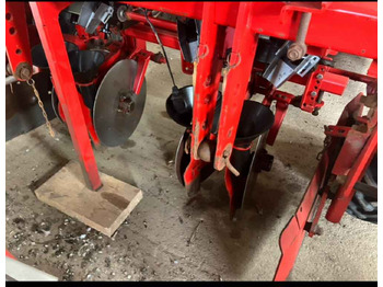 Kombajn Grimme FA / FDS: slika Kombajn Grimme FA / FDS Kombajn Grimme FA / FDS: slika Kombajn Grimme FA / FDS