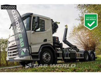 Kamion s kukastom dizalicom DAF XD 450