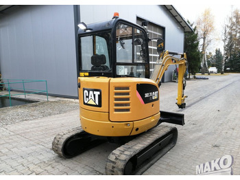 Bager gusjeničar Caterpillar 302.7 D CR: slika Bager gusjeničar Caterpillar 302.7 D CR