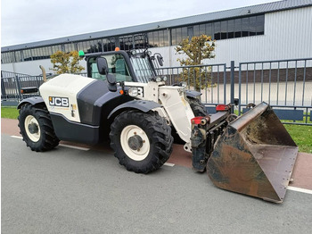 Teleskopski rukovatelj JCB