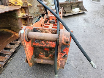 Hidraulični čekić za Građevinski strojevi NPK E 210 GH9 hamer hammer hydraulic 18-25 ton 2000: slika Hidraulični čekić za Građevinski strojevi NPK E 210 GH9 hamer hammer hydraulic 18-25 ton 2000 Hidraulični čekić za Građevinski strojevi NPK E 210 GH9 hamer hammer hydraulic 18-25 ton 2000: slika Hidraulični čekić za Građevinski strojevi NPK E 210 GH9 hamer hammer hydraulic 18-25 ton 2000