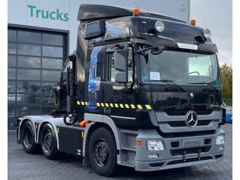 Kamion s kranom MERCEDES-BENZ
