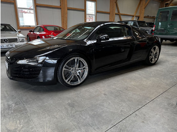 Automobil Audi R8 4.2 FSI V8 quattro Coupé: slika Automobil Audi R8 4.2 FSI V8 quattro Coupé