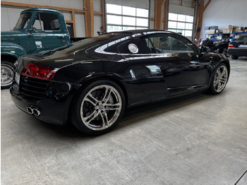 Automobil Audi R8 4.2 FSI V8 quattro Coupé: slika Automobil Audi R8 4.2 FSI V8 quattro Coupé