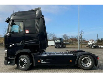 Tegljač Renault T440 Sleeper cab | Leasing from €1696/month: slika Tegljač Renault T440 Sleeper cab | Leasing from €1696/month