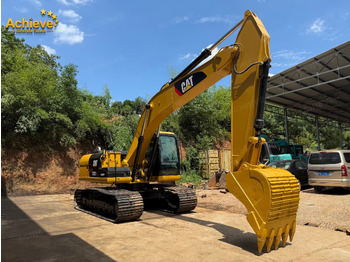 Bager gusjeničar CATERPILLAR 320D