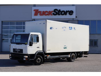 Kamion sandučar MAN