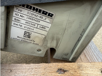 Kabina i unutrašnjost LIEBHERR