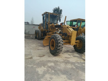 Grejder CATERPILLAR 140H