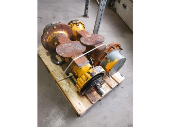 Osovina i dijelovi LIEBHERR