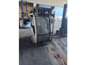 Kabina i unutrašnjost LIEBHERR