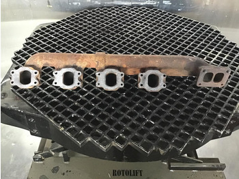 Ispušna cijev LIEBHERR