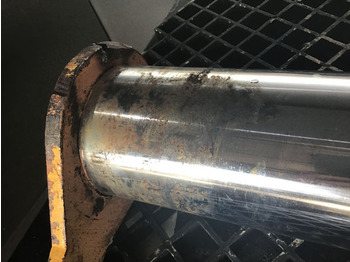 Motor i dijelovi Liebherr Pin 120x1023x973: slika Motor i dijelovi Liebherr Pin 120x1023x973
