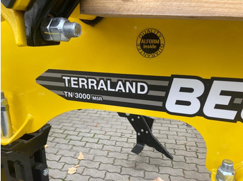 Zakup Bednar TerraLand  Bednar TerraLand: slika Zakup Bednar TerraLand  Bednar TerraLand