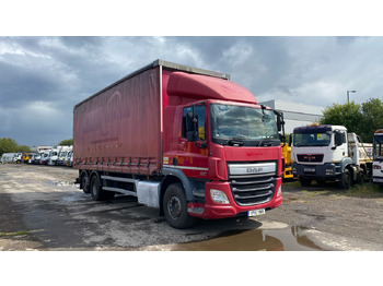 Kamion s ceradom DAF CF 290