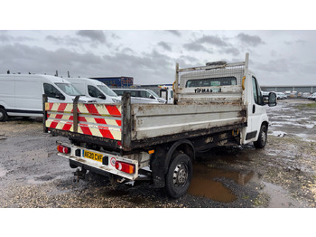 Mali kamion kiper PEUGEOT BOXER 355 2.2 BlueHDi  165ps: slika Mali kamion kiper PEUGEOT BOXER 355 2.2 BlueHDi  165ps