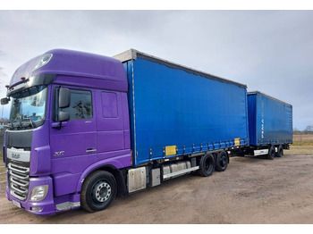 Kamion s ceradom DAF XF 106