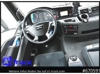 Interior photo 1: Kamion s otvorenim sandukom, Kamion s kranom MAN TGS 26.440,  Kran PK20.501L Lenkachse,