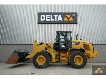 Utovarivač na kotačima CATERPILLAR 938K