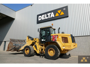 Utovarivač na kotačima Caterpillar 938M: slika Utovarivač na kotačima Caterpillar 938M