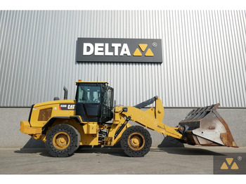 Utovarivač na kotačima Caterpillar 938M: slika Utovarivač na kotačima Caterpillar 938M