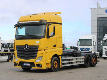 Kamion s kukastom dizalicom MERCEDES-BENZ Actros 2548