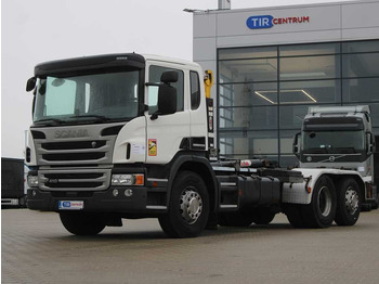 Kamion s kukastom dizalicom SCANIA P 410
