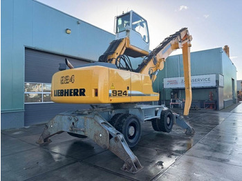 Stroj za rukovanje otpadom Liebherr A 924 C: slika Stroj za rukovanje otpadom Liebherr A 924 C