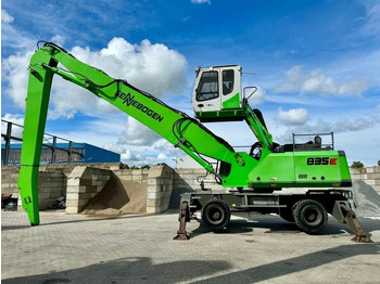 Stroj za rukovanje otpadom SENNEBOGEN