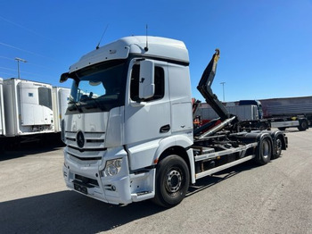 Kamion s kukastom dizalicom MERCEDES-BENZ Actros 2545