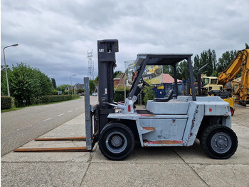 Diesel viličar CATERPILLAR DP