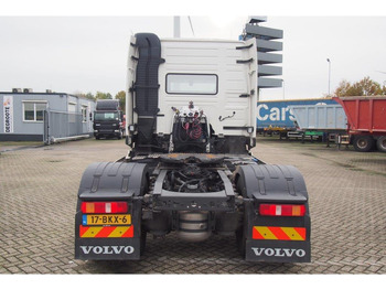 Tegljač Volvo FM 410 Globetrotter: slika Tegljač Volvo FM 410 Globetrotter