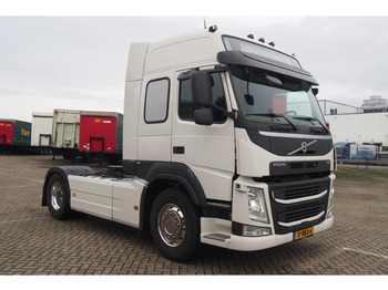 Tegljač Volvo FM 410 Globetrotter: slika Tegljač Volvo FM 410 Globetrotter