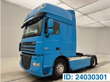 Tegljač DAF XF 105 460