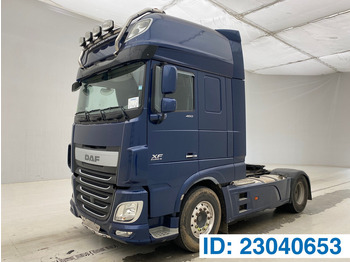 Tegljač DAF XF 106 460