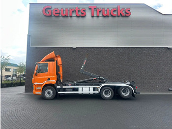 Kamion s kukastom dizalicom DAF CF 450