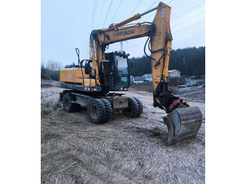 Bager na kotačima HYUNDAI