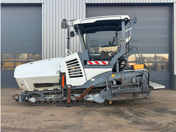 Finišer za asfalt VÖGELE